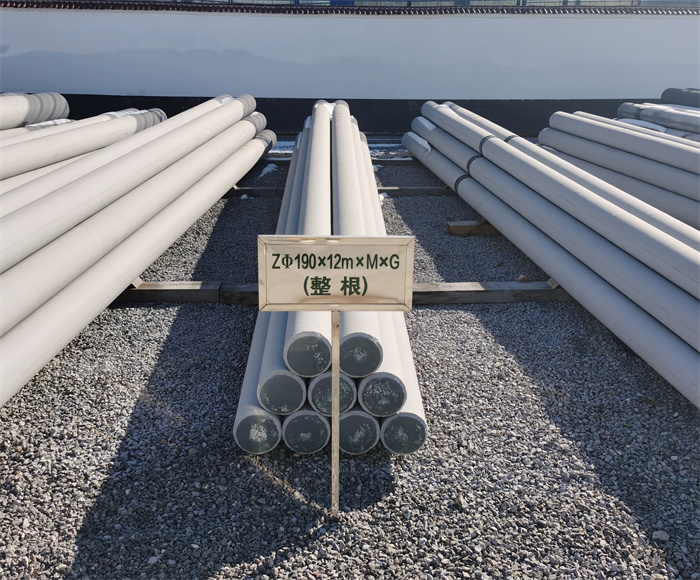 运粮湖管理区190×12米钢筋混凝土水泥电线杆